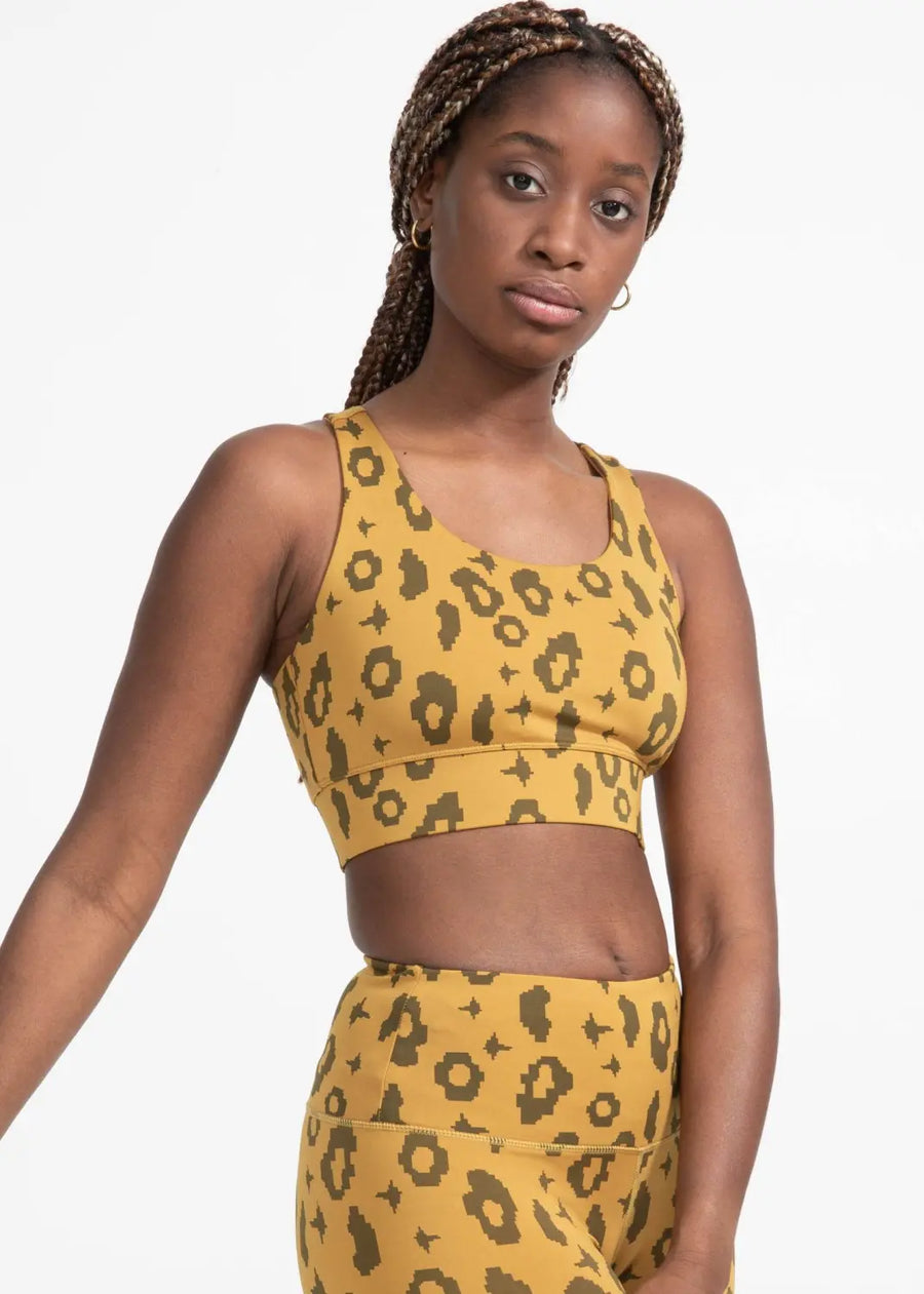 boochen eco-friendly sportsbra, yoga top, sportsbh, sustainable activewear, sustainable sportstop, nachhaltige sportsbh in yellow leopard print