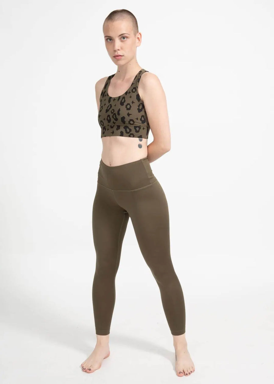 boochen eco-friendly leggings in green moss, sustainable fashion, sustainable leggings, yoga, nachhaltige leggings im grün 